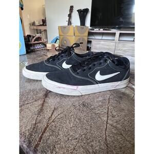 Nike SB Charge Canvas Athletic Shoes Women’s Black White Size 6.5 Low Top